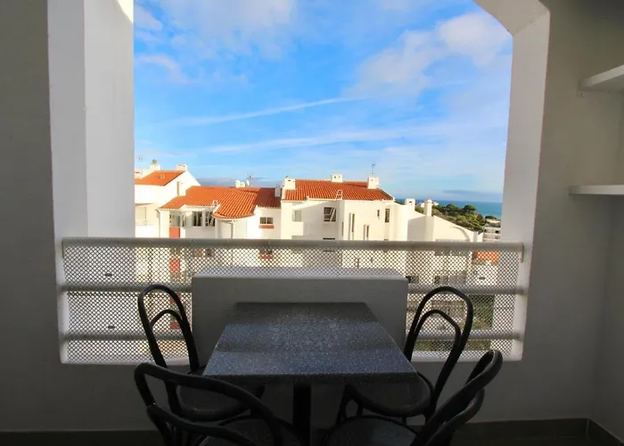 Azzurro / Ocean View / 5 Min To Beach Апартаменты Албуфейра
