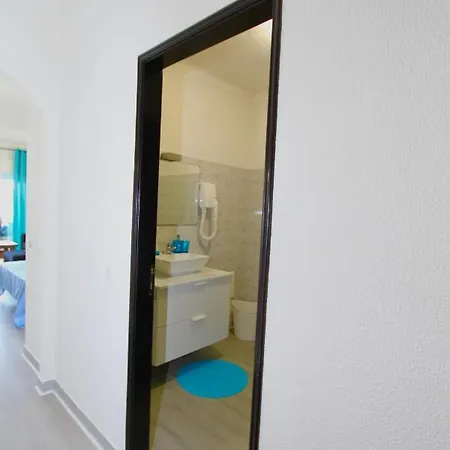 Azzurro / Ocean View / 5 Min To Beach *