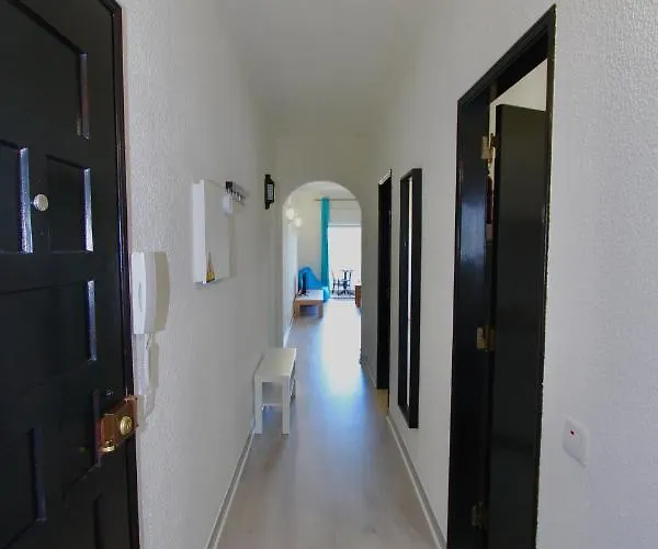 Azzurro / Ocean View / 5 Min To Beach Apartment *